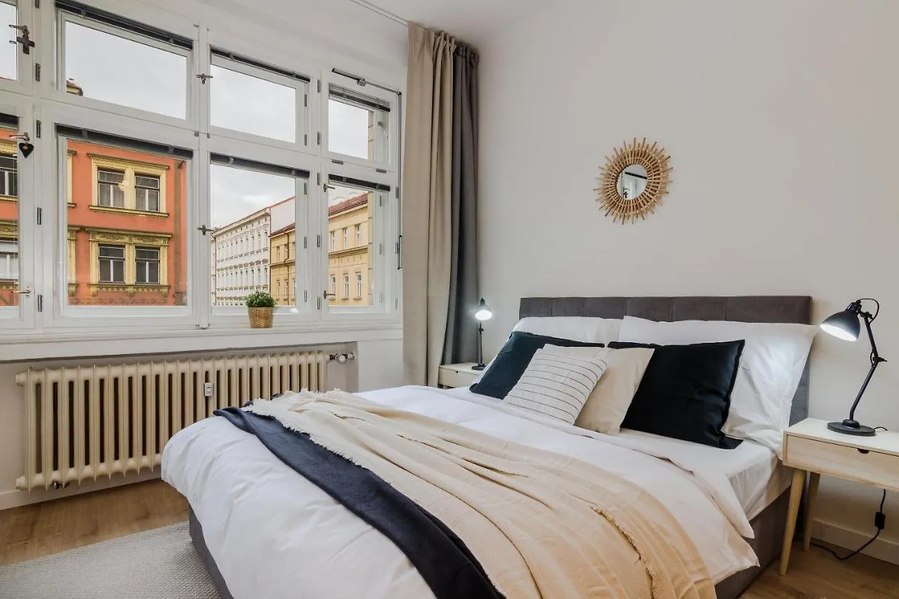 Apt In Prague Charles Bridge 1Km By Michal&Friends 0*,  Czechy