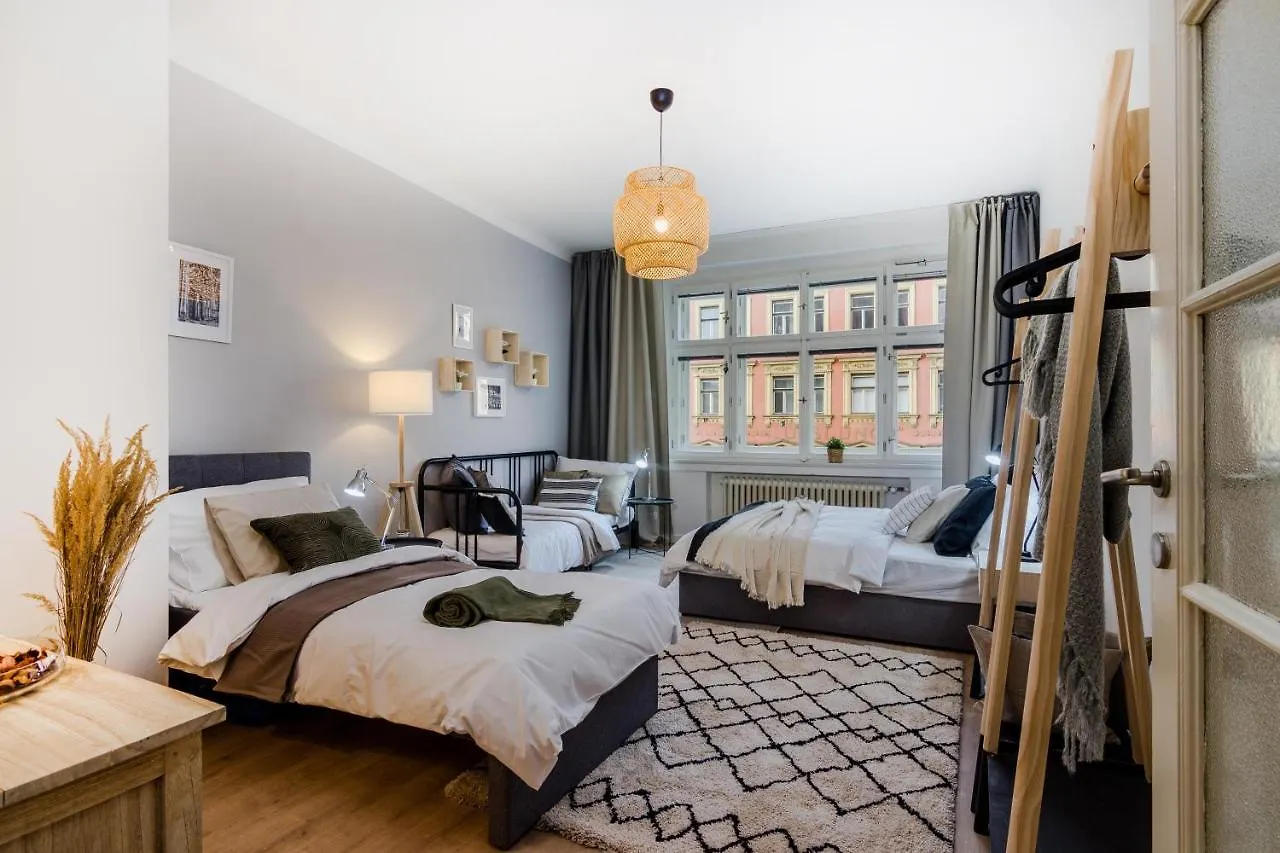 Apt In Prague Charles Bridge 1Km By Michal&Friends Apartament