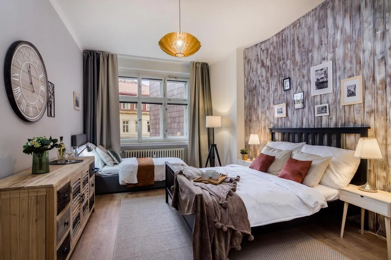 Apt In Prague Charles Bridge 1Km By Michal&Friends Apartament