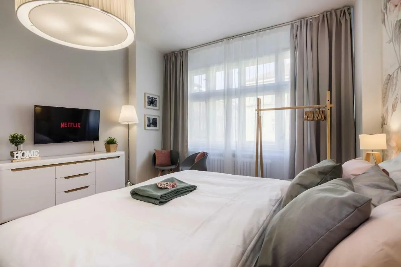 Apt In Prague Charles Bridge 1Km By Michal&Friends