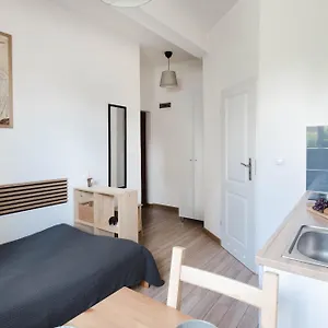 https://apt-krakowcharm-no10-elegant-retreat-for-business.krakowhotelspoland.com